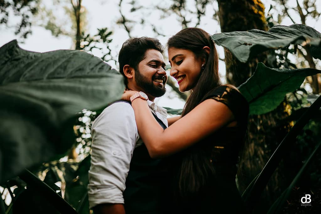 couple photo shoot in day time at nandi hills in bangalore