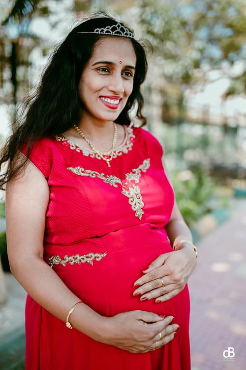 Candid_maternity_photographer_in_bangalore_dinesh_boiri